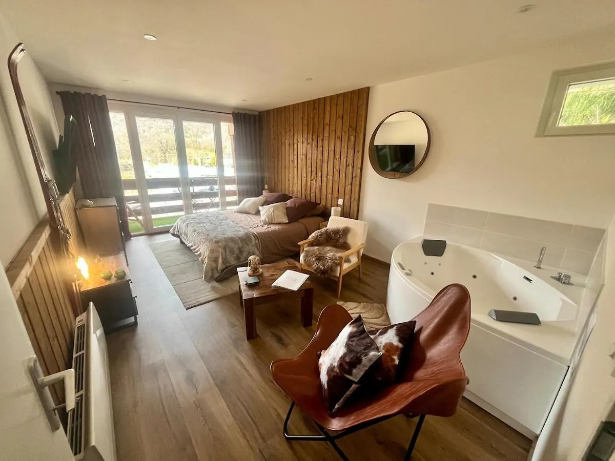 L'Ostalet Suite Luxe Jacuzzi Ax-les-Thermes France